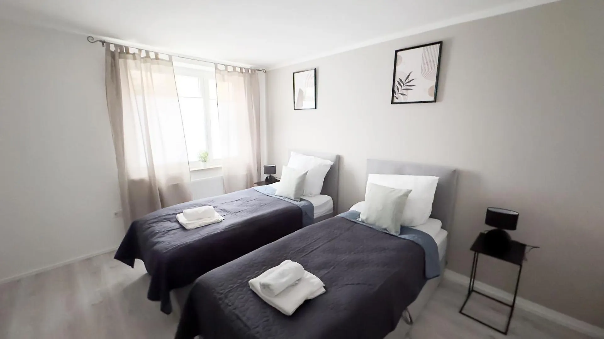 Apartment 2 Zkb-3Og Oder 3 Zkb-Ug Im Zentrum Zw Rathaus Und Dom Augsburg Germany