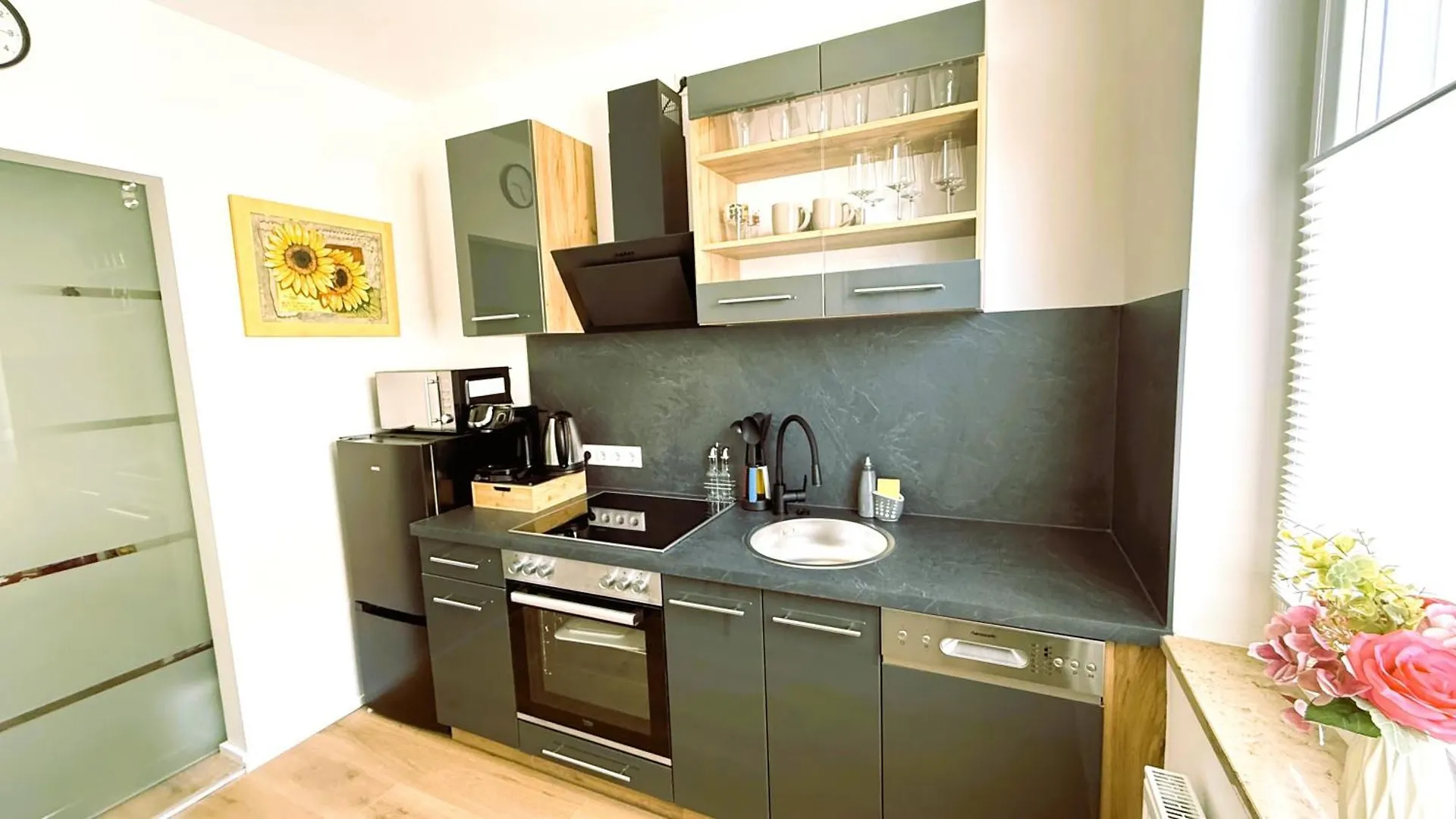 Apartment 2 Zkb-3Og Oder 3 Zkb-Ug Im Zentrum Zw Rathaus Und Dom Augsburg